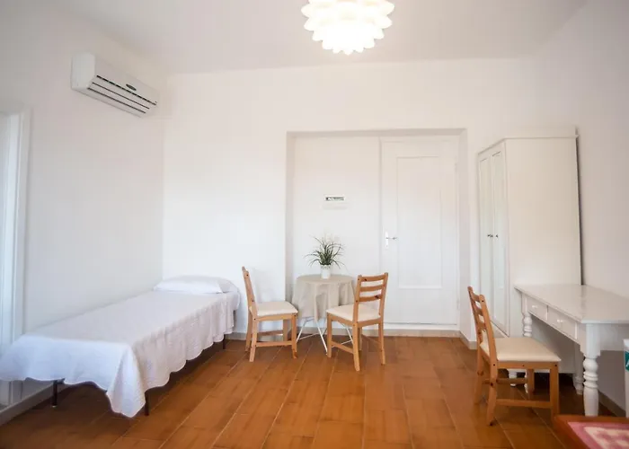 Πανσιόν Mori 4*